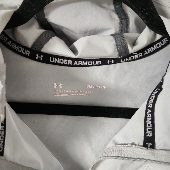 UNDER ARMOR Gray running vest Size S - Picture 3 of 6